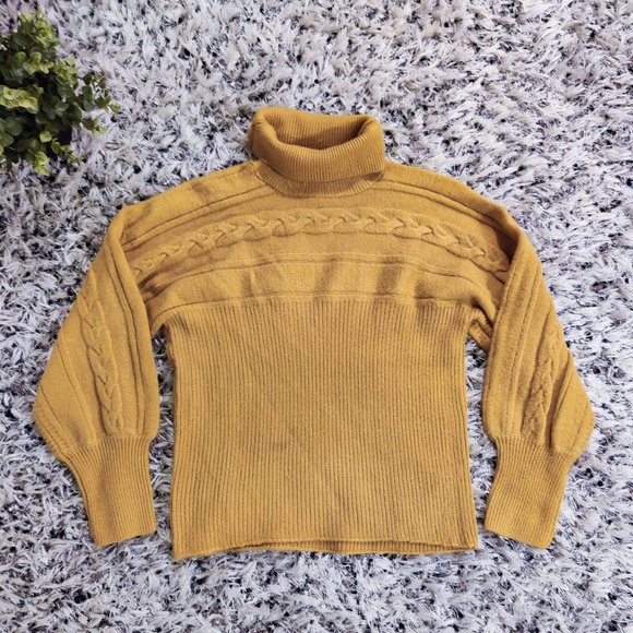 Knitted Mustard Heavy Turtleneck Sweater NWOT - Picture 1 of 5
